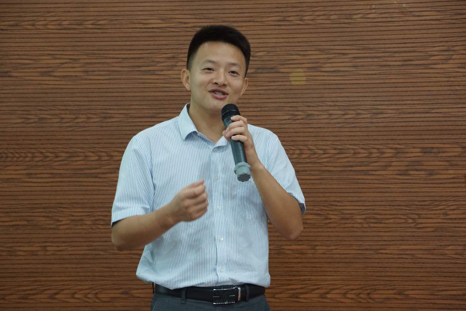 欧乐影院
-未来工程师-专业认知夏令营开营1.jpg