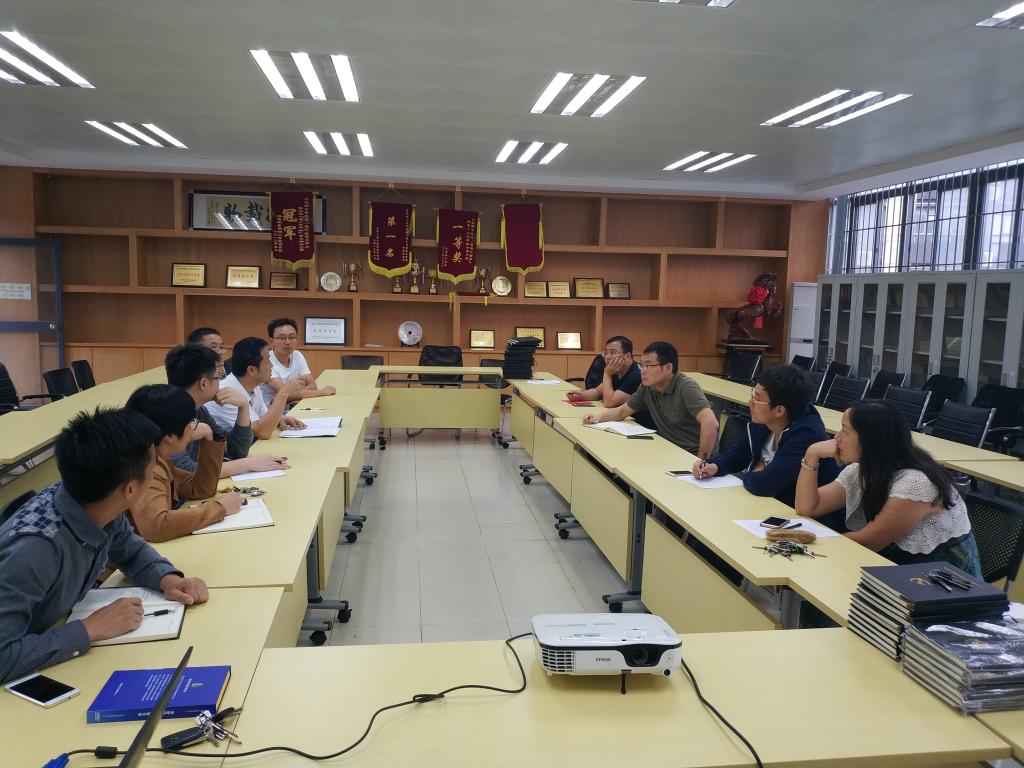 欧乐影院
党总支举行诫勉谈话活动1.png